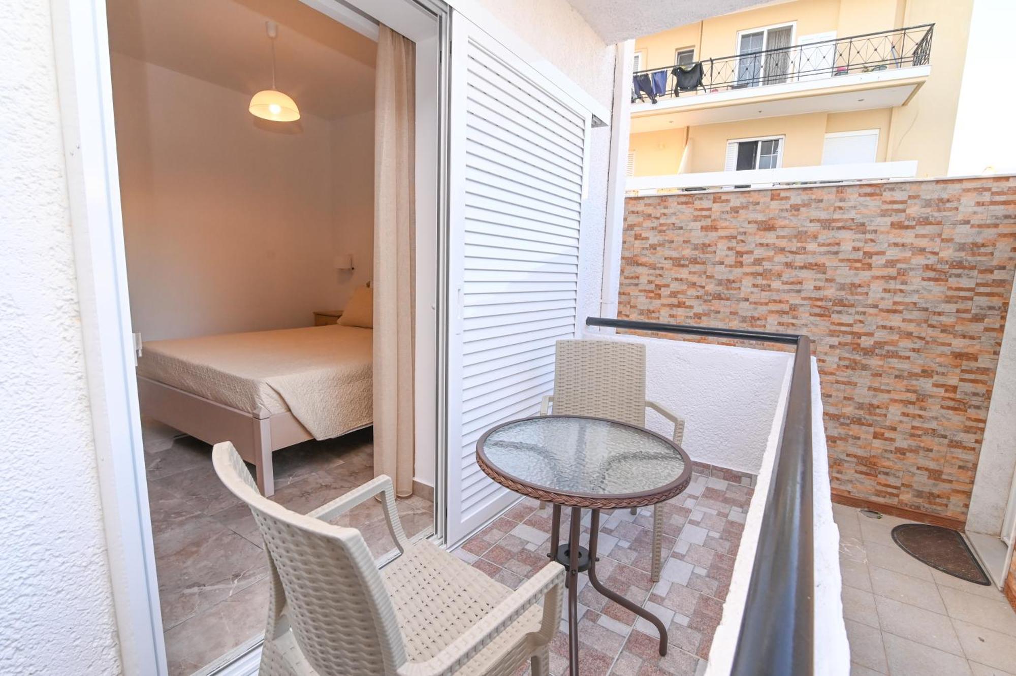 Sindy'S House Apartment Ampavris Exterior photo